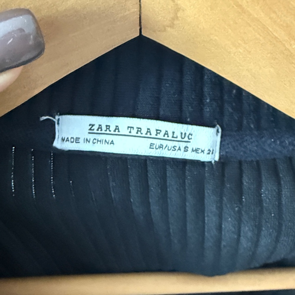 Zara Black Ribbed Jacket - Picture 3 of 4